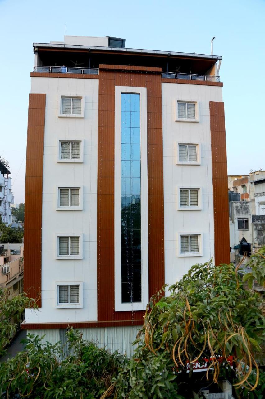 Hotel U.T.Elegance Bengaluru Zewnętrze zdjęcie